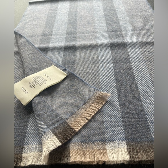 New Gucci Lana Wool Shawl / Scarf - Picture 10 of 14